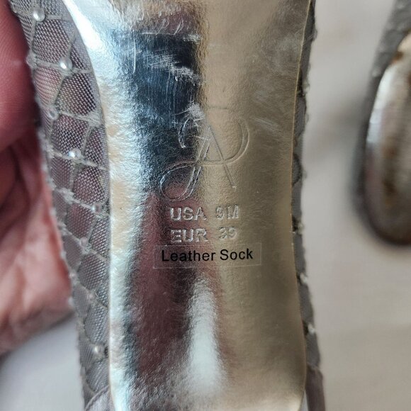 Adrianna Papell Silver Mesh Peep-Toe Heels with Rhinestones Size 8.5 - Picture 10 of 13